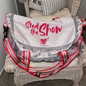 NEW GYM DUFFEL BAG WITH COOLER SECTION FOR MEAL PREP MEALS!!